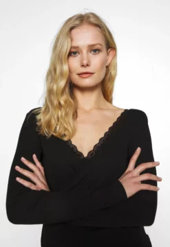 Anna Field Long Sleeved Top - Long Sleeved Top -Anna Field Shop 0028a219b8b74568a76b6574379496b9 scaled