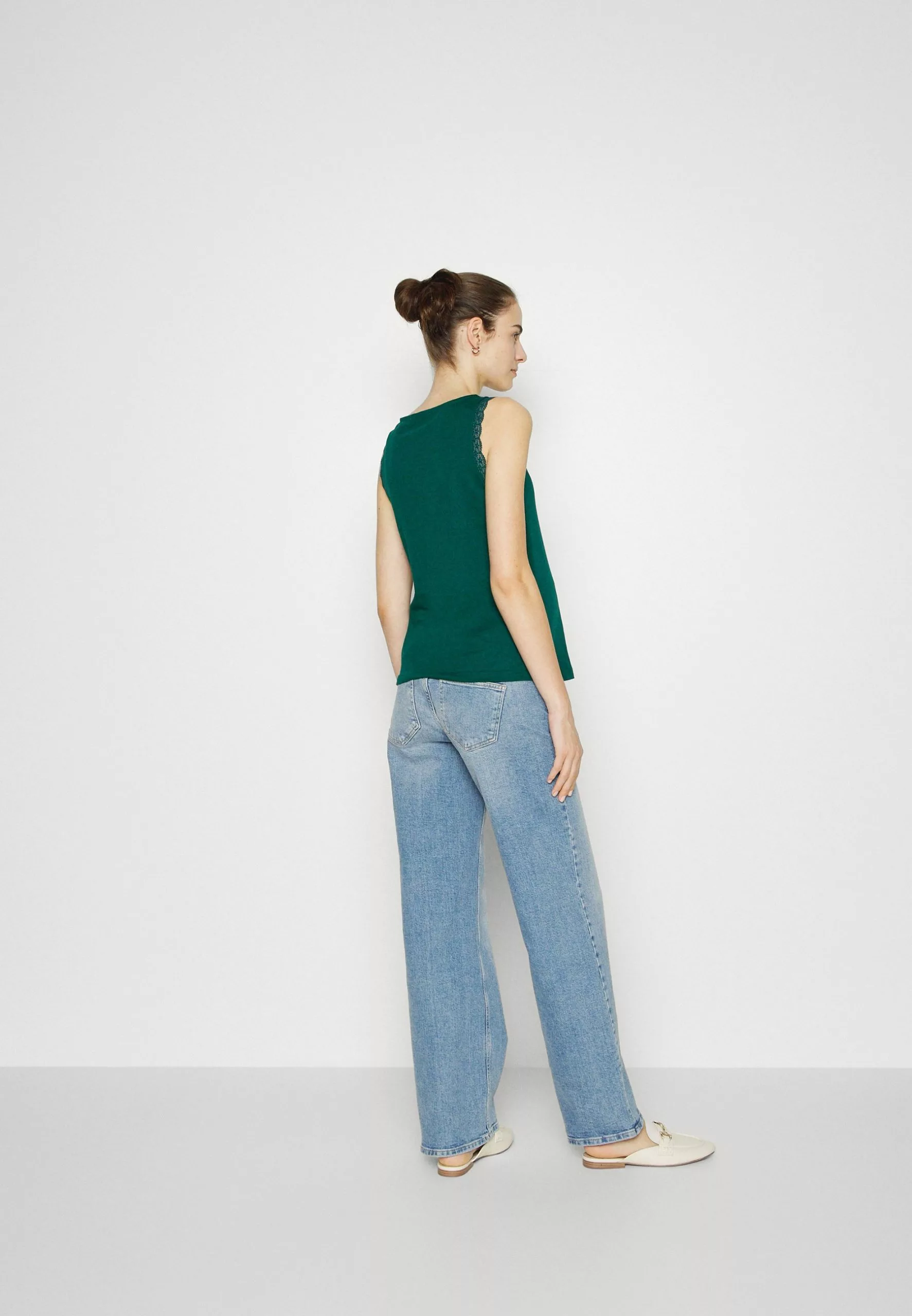 Top - Dark Green Anna Field MAMA Top - Dark Green -Anna Field Shop 01f9a4381e074eeead6eac3cc3c3724c scaled