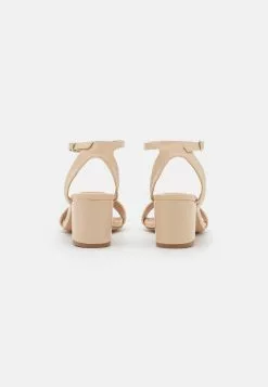 Anna Field Sandals - Off-White -Anna Field Shop 031067b0fcfc4697a0a428dabfd5d1b1 scaled