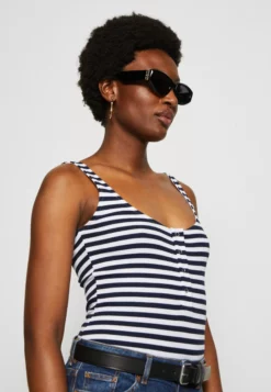 Anna Field Top - Top -Anna Field Shop 09ae2591c4cf4a08963bce5a8b552280 scaled