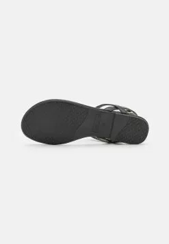 Anna Field T-Bar Sandals - Black 4 Anna Field T-Bar Sandals - Black -Anna Field Shop 1bc02c7ce7a445fdb38442f0c1b2eef8 scaled