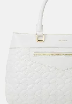 Anna Field Handbag - Off-White 3 Anna Field Handbag - Off-White -Anna Field Shop 20440bb36f7a468b87f0523e4bcfea23 scaled