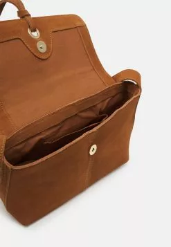 Anna Field Leather - Across Body Bag - Cognac -Anna Field Shop 236c737fe2604da397562636f4aeeeea scaled