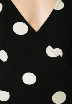 Anna Field Top - Black/White -Anna Field Shop 2519e144b710490bb31f395a7832f9fd scaled