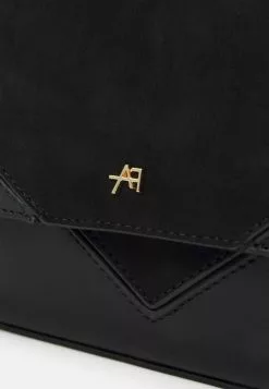 Anna Field Across Body Bag - Black 4 Anna Field Across Body Bag - Black -Anna Field Shop 2a060c61052542ffb4e029fd09e163f2 scaled