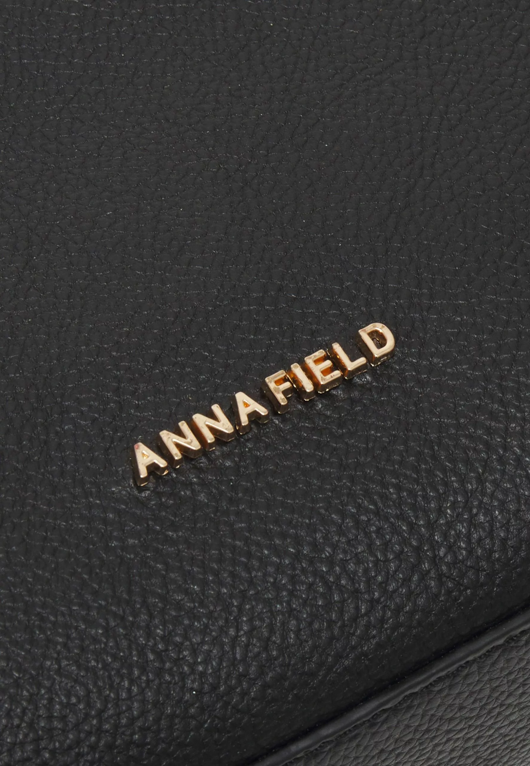 Leather - Across Body Bag - Black Anna Field Leather - Across Body Bag - Black -Anna Field Shop 2aed1672a2924a27a5e5f9fa5ae17fb6 scaled