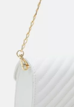 Anna Field Clutch - White 3 Anna Field Clutch - White -Anna Field Shop 316460d3ecf84ba89823bb9067e74015 scaled