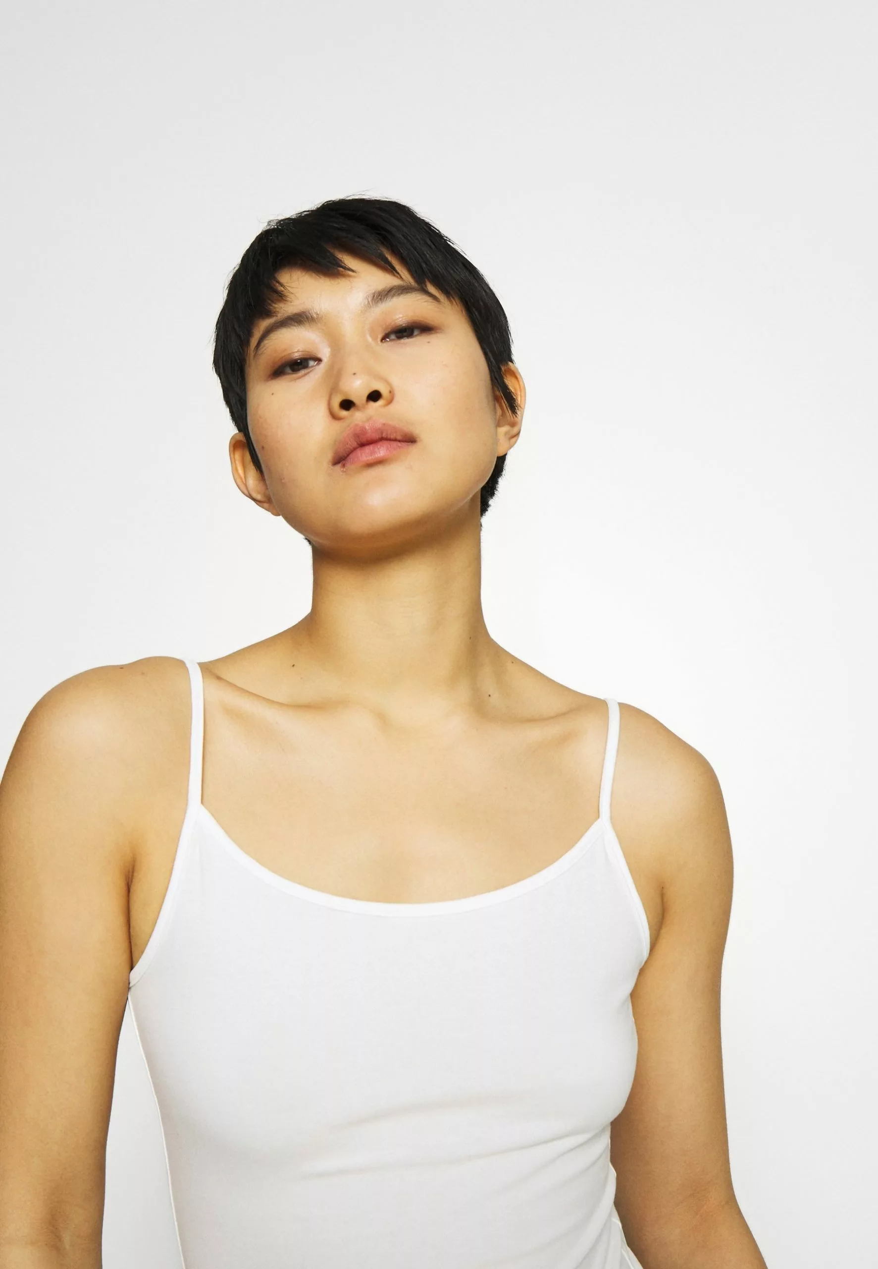 3Er Pack - Top - White/White/White Anna Field 3Er Pack - Top - White/White/White -Anna Field Shop 326f499e56bf457b86020cc672d7f6e1 scaled