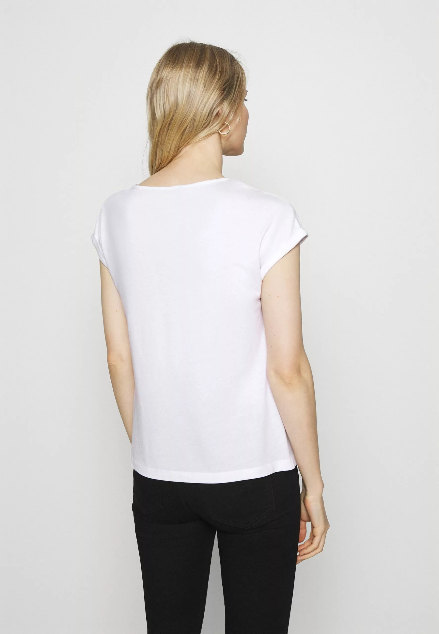 3 Pack - Basic T-Shirt Anna Field 3 Pack - Basic T-Shirt -Anna Field Shop 360373c3aad54208a91b28edd224ca99 scaled