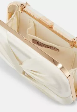Anna Field Clutch - White 5 Anna Field Clutch - White -Anna Field Shop 363df9e5d8e94117b481e8c99b62b1ed scaled