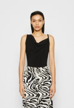 Anna Field Top - Black