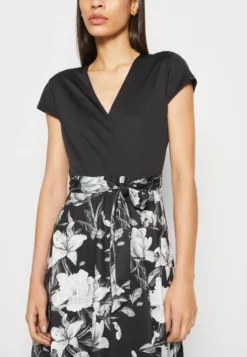 Anna Field Jersey Dress - Jersey Dress -Anna Field Shop 394c97f635f24356800cd7fa213b3a5d scaled