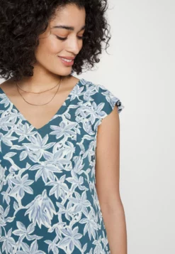 Anna Field MAMA Midi V Flared Dress Witrh Ruffle Sleevees - Jersey Dress - Dark Blue/Blue 5 Anna Field MAMA Midi V Flared Dress Witrh Ruffle Sleevees - Jersey Dress - Dark Blue/Blue -Anna Field Shop 3e624a7562d3474eb634dd22da87092f scaled