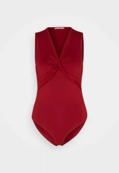 Anna Field Top - Dark Red -Anna Field Shop 41c3075b26254ee19e8f111a61043026 scaled