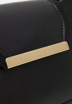 Anna Field Clutch - Black -Anna Field Shop 427e3f56c00c4a7ab7d7a143b1fc97e7 scaled