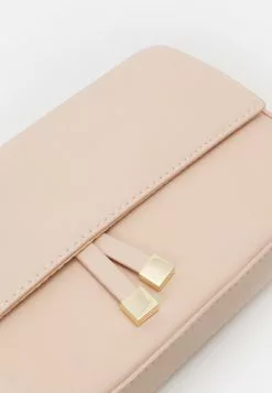 Anna Field Clutch - Pink -Anna Field Shop 43428cba2702491ca1b4ada3f75cd32a scaled