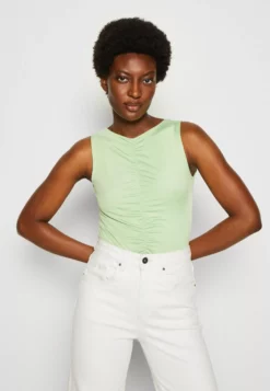 Anna Field Top - Light Green -Anna Field Shop 49328147425d4d038728352fa2c950b3 scaled