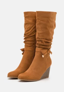 Anna Field Wedge Boots - Cognac -Anna Field Shop 495d5be1137e42ae81b394ef9cfff13c scaled