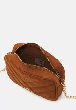 Anna Field Across Body Bag - Cognac 2 Anna Field Across Body Bag - Cognac -Anna Field Shop 49fb8b43d43743d9ba0595c624ab7004 scaled