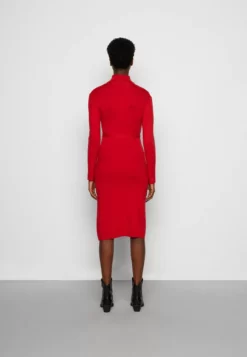 Anna Field Rollkragen Ripp Mini Strickkleid Mit Gürtel - Jumper Dress - Red 2 Anna Field Rollkragen Ripp Mini Strickkleid Mit Gürtel - Jumper Dress - Red -Anna Field Shop 4ef1d85f8bbc434eb08163e6609c362a scaled