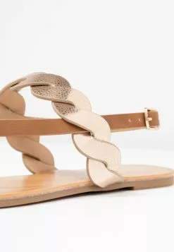 Anna Field Wide Fit T-Bar Sandals - Cognac -Anna Field Shop 4fc78ff91dc14b97b8042a8e89859d23