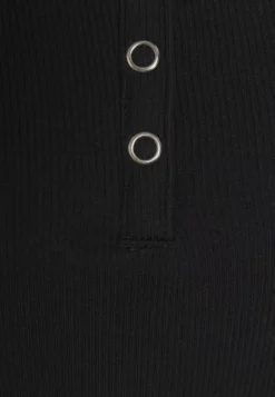 Anna Field Basic T-Shirt - Black -Anna Field Shop 52f5e36d426243459146c18efc18a92b scaled