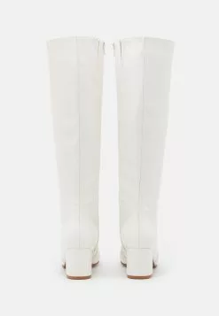 Anna Field Boots - White 3 Anna Field Boots - White -Anna Field Shop 54a73fb39d804eafaf65908155360134 scaled