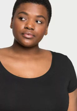 Anna Field Curvy 3Er Pack- Basic T-Shirt - Blue/Green/Black -Anna Field Shop 5c959cc85e4a4b8ea87b0a506d12065c scaled