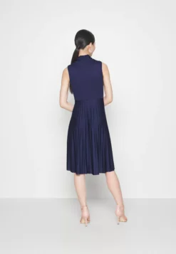 Anna Field Petite Day Dress - Day Dress 2 Anna Field Petite Day Dress - Day Dress -Anna Field Shop 5c984f5f6d1a4626b491727750ca5b13 scaled