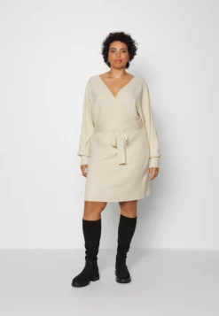 Anna Field Curvy Wrap V Ausschnitt Mini Strickkleid Mit Gürtel - Jumper Dress - Off White