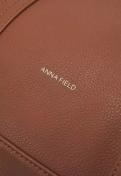 Anna Field Set - Weekend Bag - Cognac -Anna Field Shop 62a36ca97d8f4114831b5fc3b2b95c0b scaled
