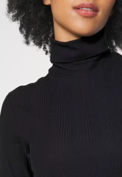 Anna Field Petite Basic T-Shirt - Black -Anna Field Shop 68d9d6c72bf74787b7e7f58e01063f5e scaled