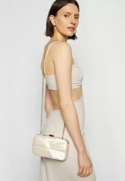 Anna Field Clutch - White 2 Anna Field Clutch - White -Anna Field Shop 6c4bddf58a7846c89610f29623602007 scaled