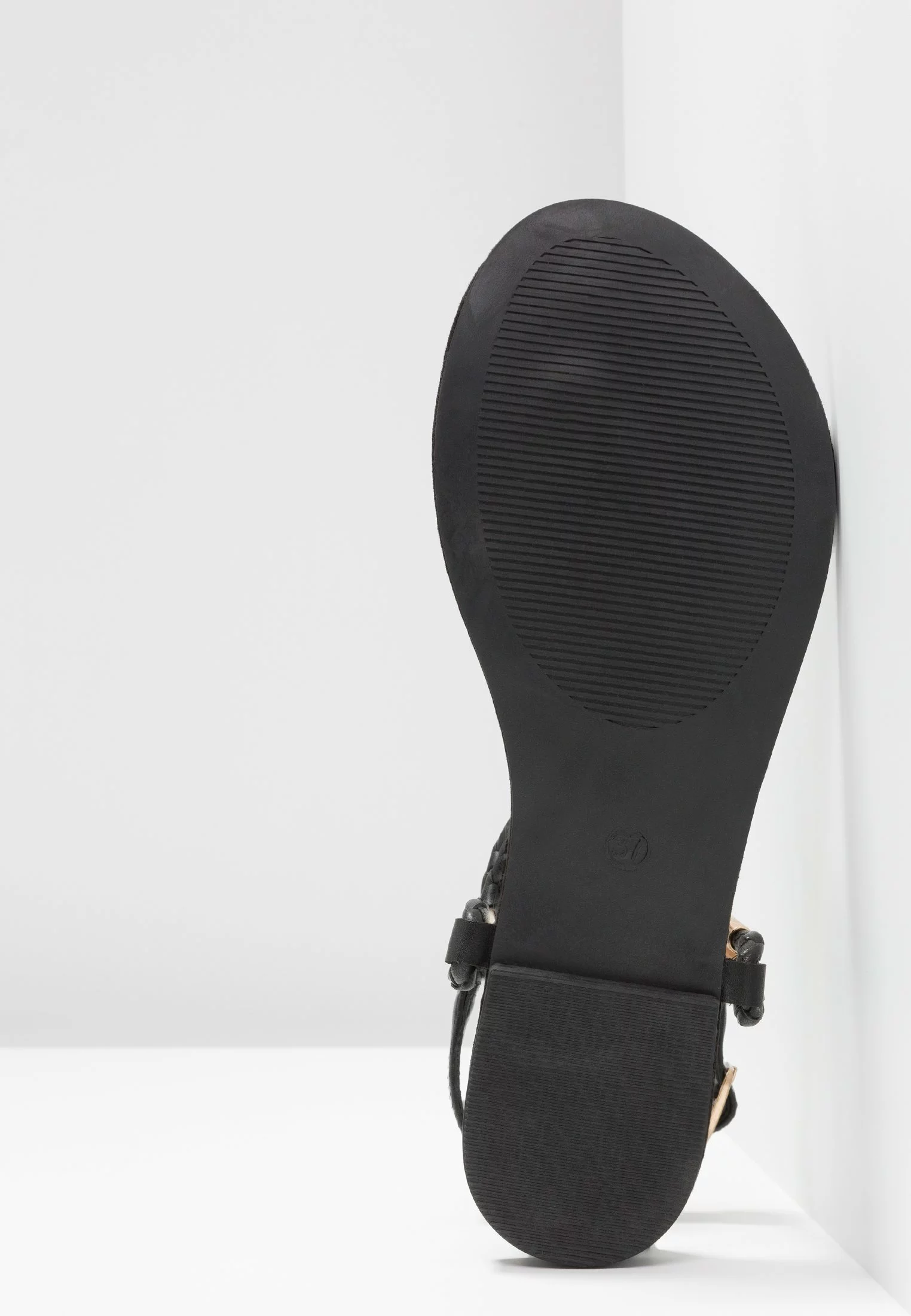 T-Bar Sandals - Black Anna Field T-Bar Sandals - Black -Anna Field Shop 7025b97786db4b9a89547158ab4dfd1f