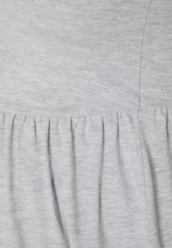 Anna Field MAMA Nursing - Jersey Dress - Light Grey 2 Anna Field MAMA Nursing - Jersey Dress - Light Grey -Anna Field Shop 725cb6aa71454a76a413326104288fc2 scaled