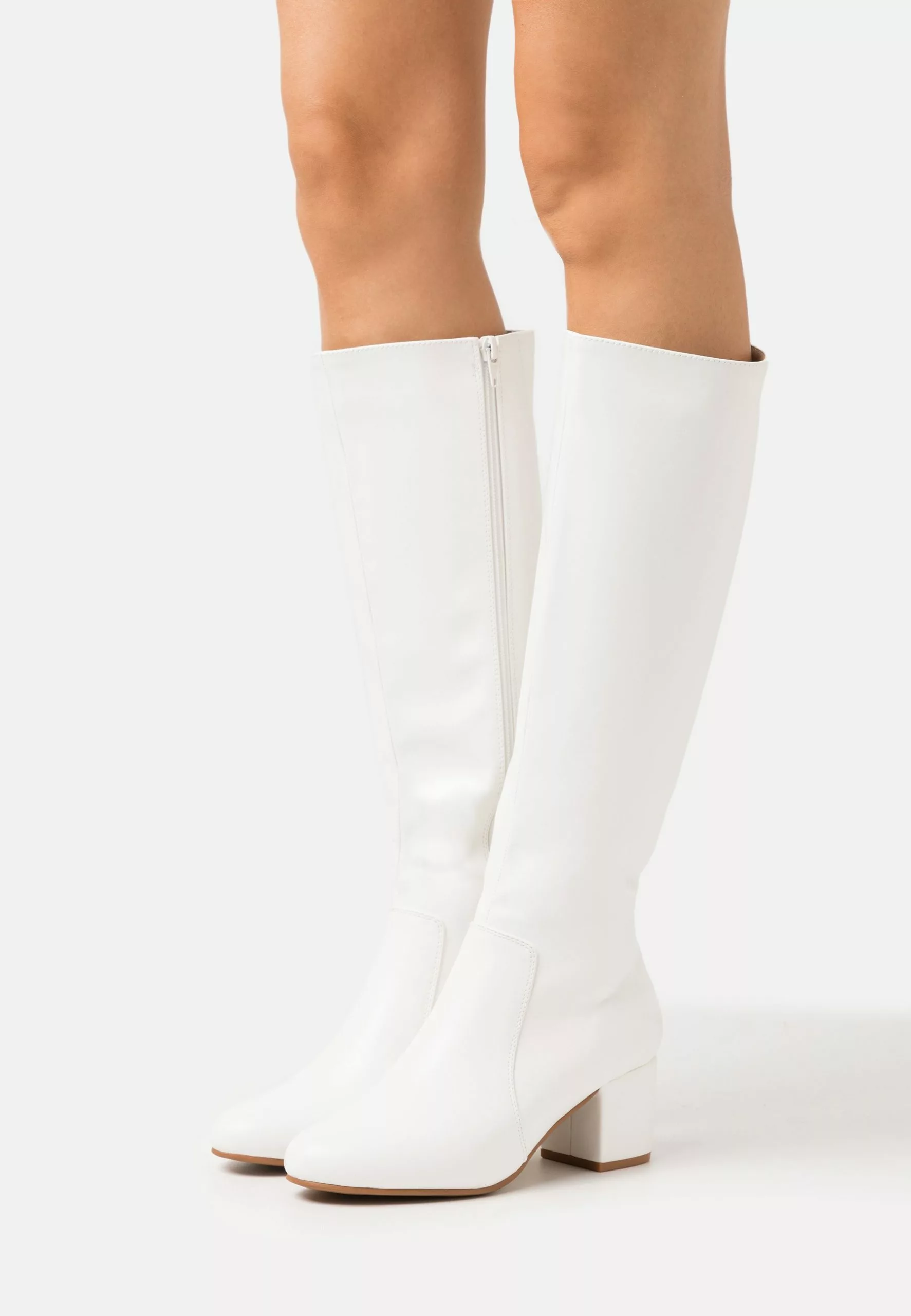 Boots - White Anna Field Boots - White -Anna Field Shop 749db25736dc426cbcdb1e50568a77d3 scaled