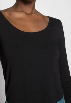 Anna Field Long Sleeved Top - Black 4 Anna Field Long Sleeved Top - Black -Anna Field Shop 7744e7f0195a4bb1a3c79587616a0745 scaled