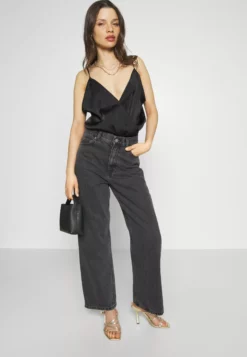 Anna Field Petite Top - Black -Anna Field Shop 77ba7c5957d7466ca5d2deb780695ab5 scaled