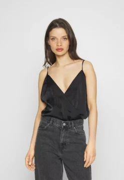 Anna Field Petite Top - Black