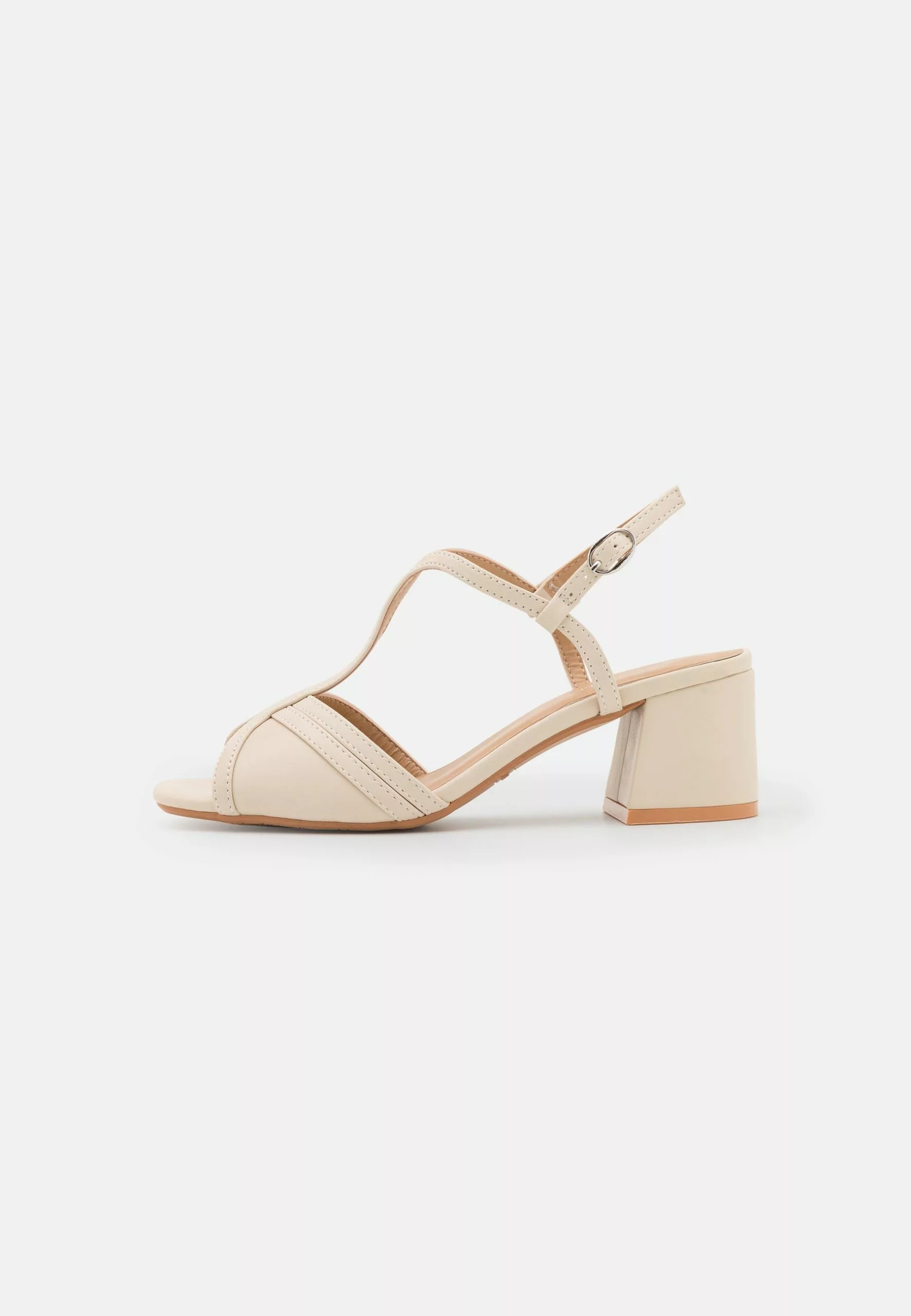 Sandals - Off-White Anna Field Sandals - Off-White -Anna Field Shop 7c7fe81c9f4b4be899be61e663d679b5 scaled