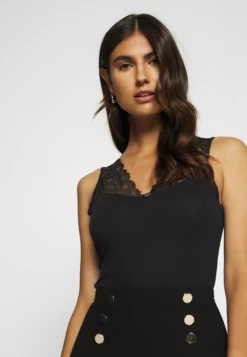 Anna Field Top - Black -Anna Field Shop 7f5356e53be049d7a5d9a41d2519b80c scaled