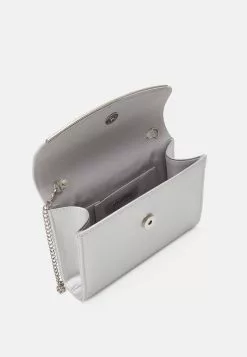 Anna Field Clutch - Silver 2 Anna Field Clutch - Silver -Anna Field Shop 80dfc00170724781b3ca38377c473a09 scaled