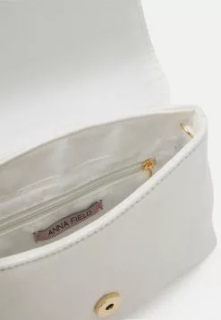 Anna Field Clutch - Off White -Anna Field Shop 847d2767c62e4eba9df13e0a42c81cad scaled