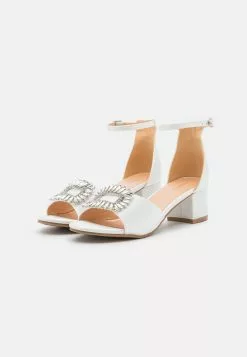 Anna Field Sandals - White 2 Anna Field Sandals - White -Anna Field Shop 8a71967a066c4fb9b8a8802a9a31b7e5 scaled