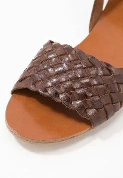 Anna Field Leather - Sandals - Cognac -Anna Field Shop 9229fee4528242199146f5bf2aa71fb9 scaled