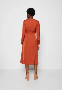 Anna Field Cocktail Dress / Party Dress - Brown 2 Anna Field Cocktail Dress / Party Dress - Brown -Anna Field Shop 946f9eb5462946faa863c9176a123cdf scaled