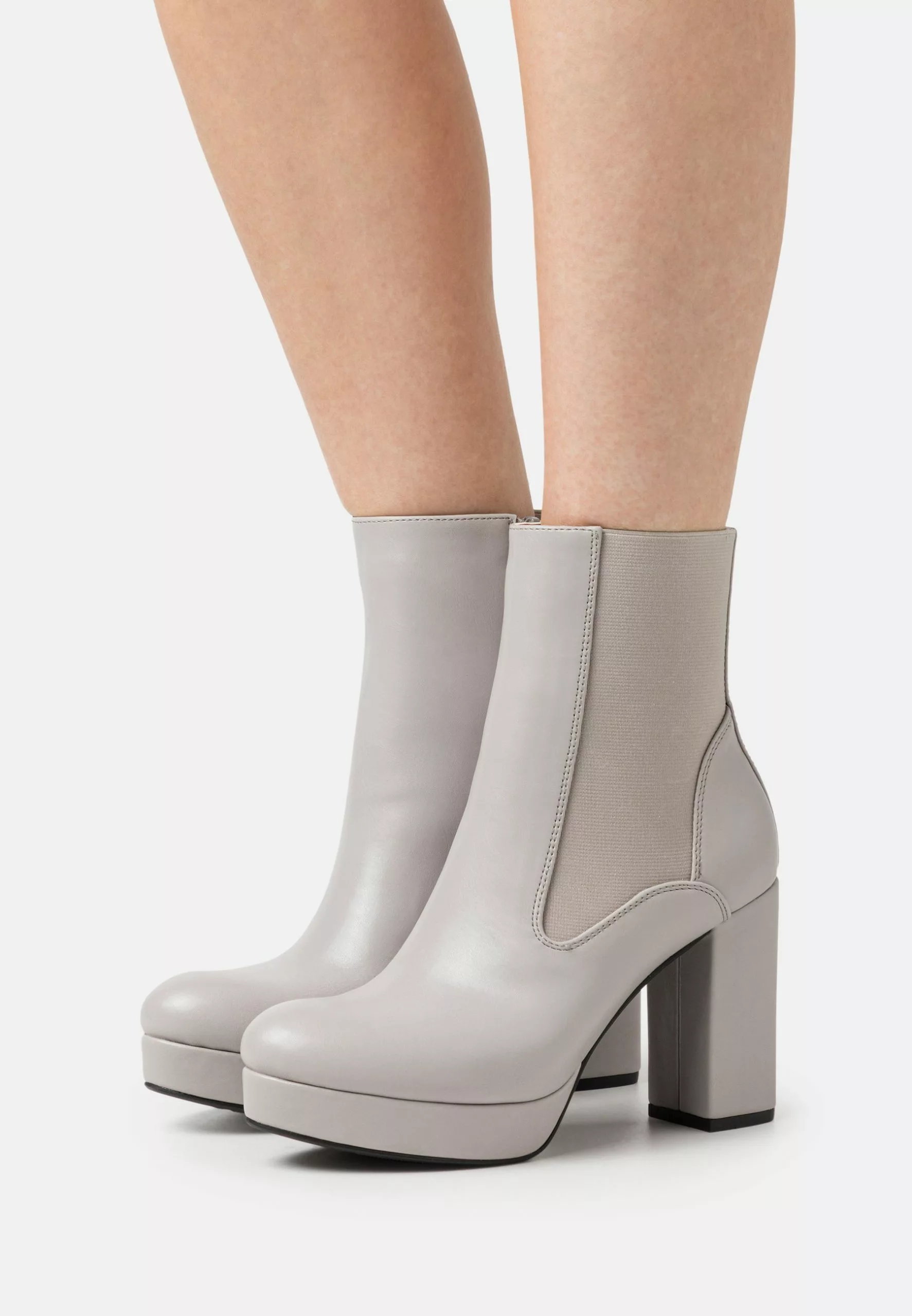 Platform Ankle Boots - Grey Anna Field Wide Fit Platform Ankle Boots - Grey -Anna Field Shop 9dc398d3901a4a06b87a32f414db96ee scaled