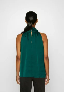 Anna Field Top - Dark Green 2 Anna Field Top - Dark Green -Anna Field Shop 9f757419a11d4f5d809e6e713bc2fb60 scaled
