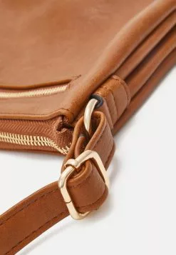 Anna Field Across Body Bag - Cognac 4 Anna Field Across Body Bag - Cognac -Anna Field Shop a2d00f18795c4c5cae9a386cc0b3759a scaled