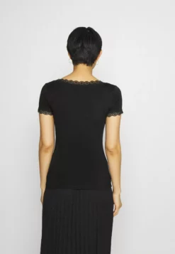 Anna Field Basic T-Shirt - Black -Anna Field Shop b1077fc7157c47adbcc1cd717e90b7f7 scaled